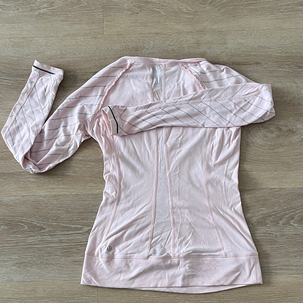 lululemon athletica Full Tilt Light Pink Long Sleeve Top